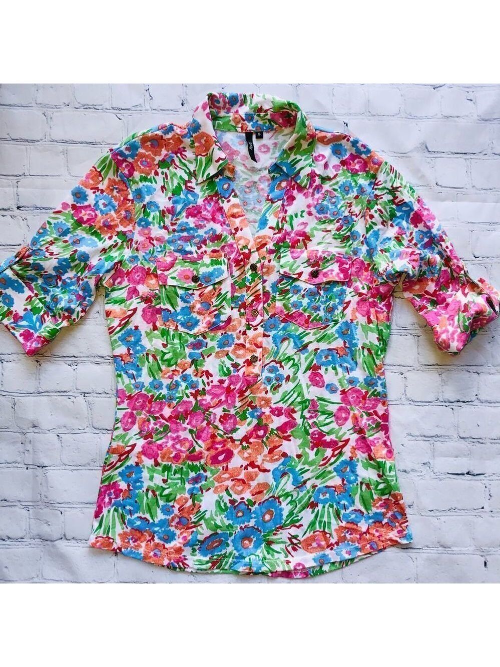 NWOT womens small cathy 3/4 sleeve floral print blouse